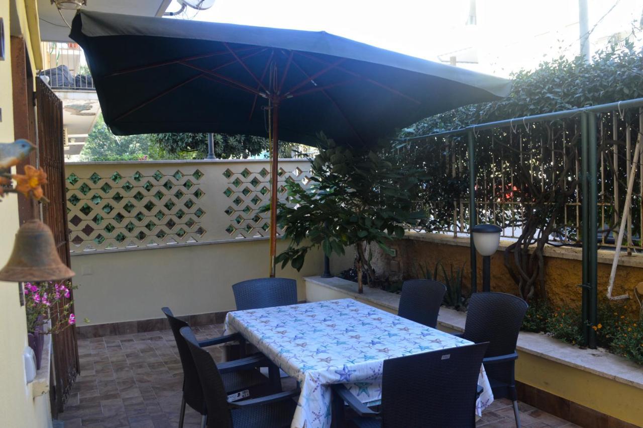 Appartamento In Via Calvi Lido di Ostia Kültér fotó